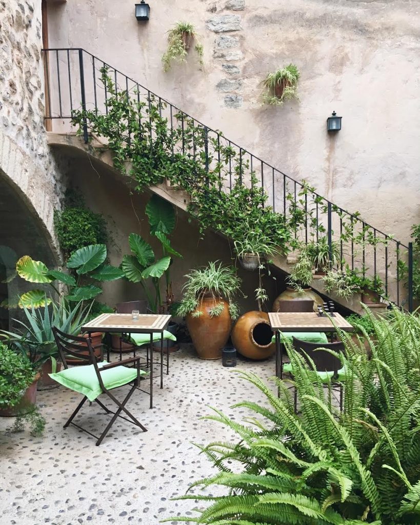 patio-hotel-estellencs-mallorca