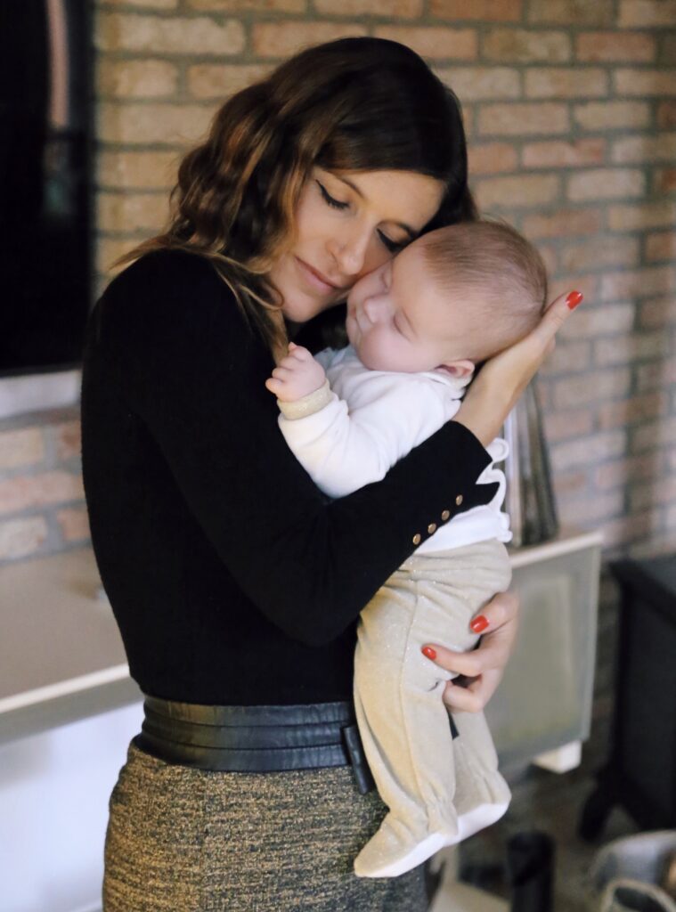 abbraccio mamma e figlia
